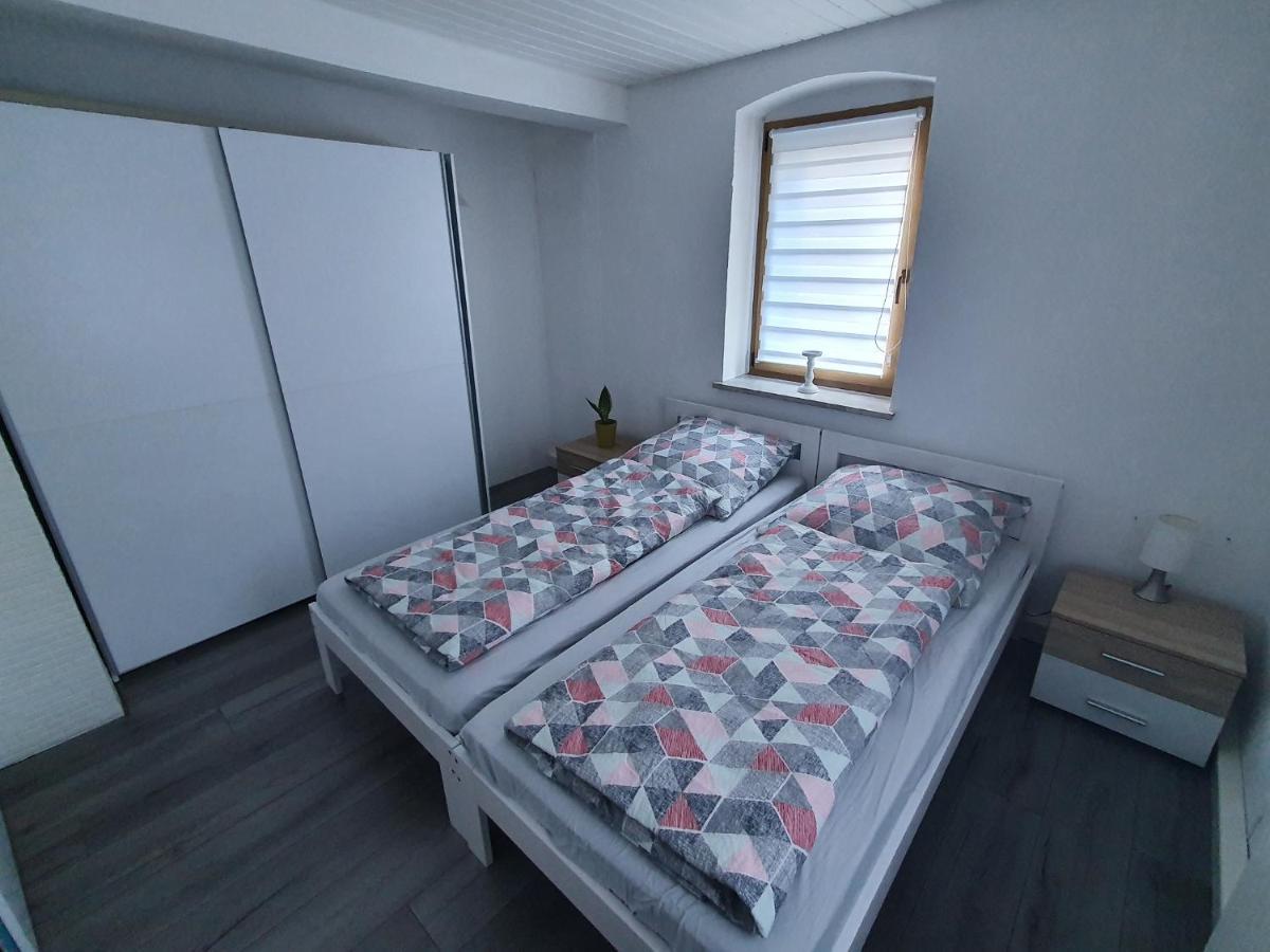 Ferienwohnung Bei Vogel Geroldsgrun Exteriör bild